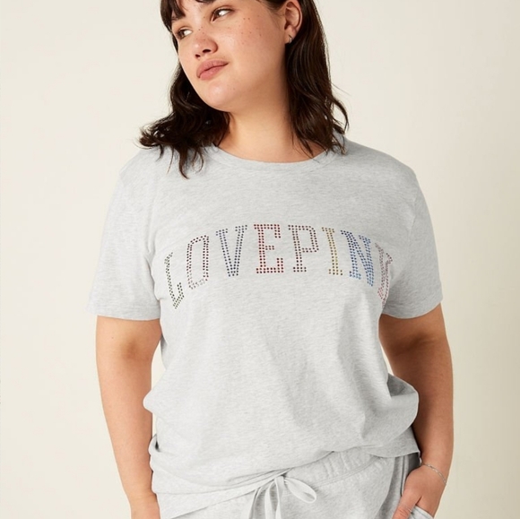 VS PINK NWT diamond set - Picture 3 of 5